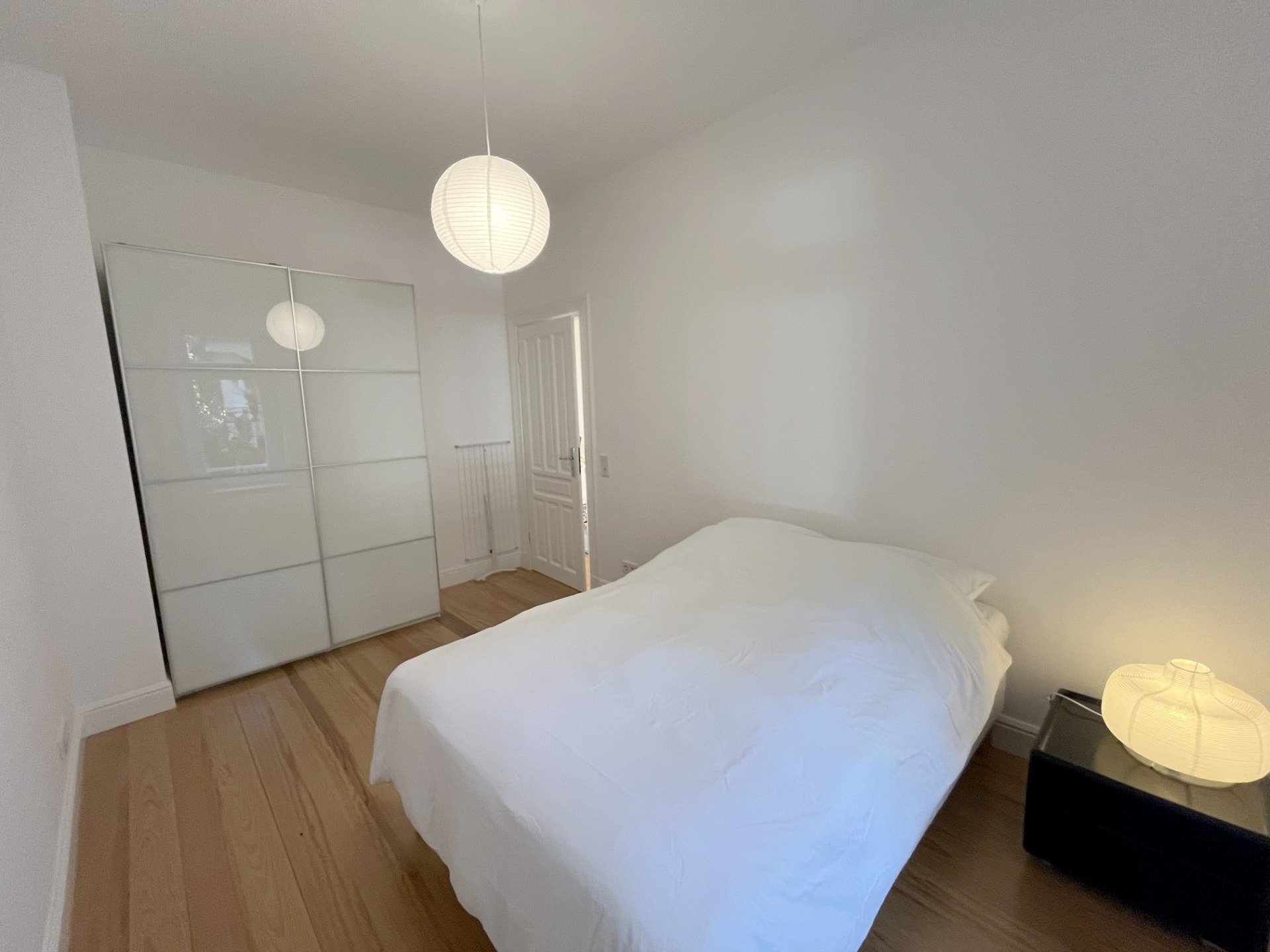 Schlafzimmer der Wohnung in Hamburg, Ansicht 2